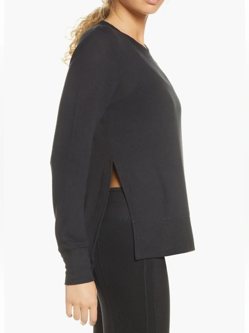 Alo Yoga Glimpse Long Sleeve Top Black High Low Hem Crewneck Activewear